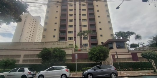 Apartamento à venda 3 dormitórios - Centro
