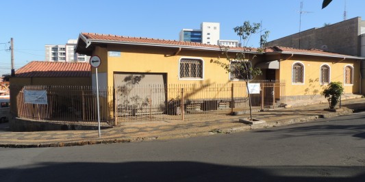 Casa à Venda 3 dormitórios no Nova América