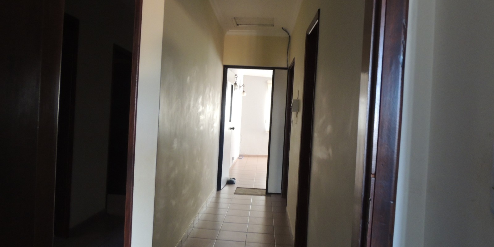 Casa à Venda 3 dormitórios no Nova América
