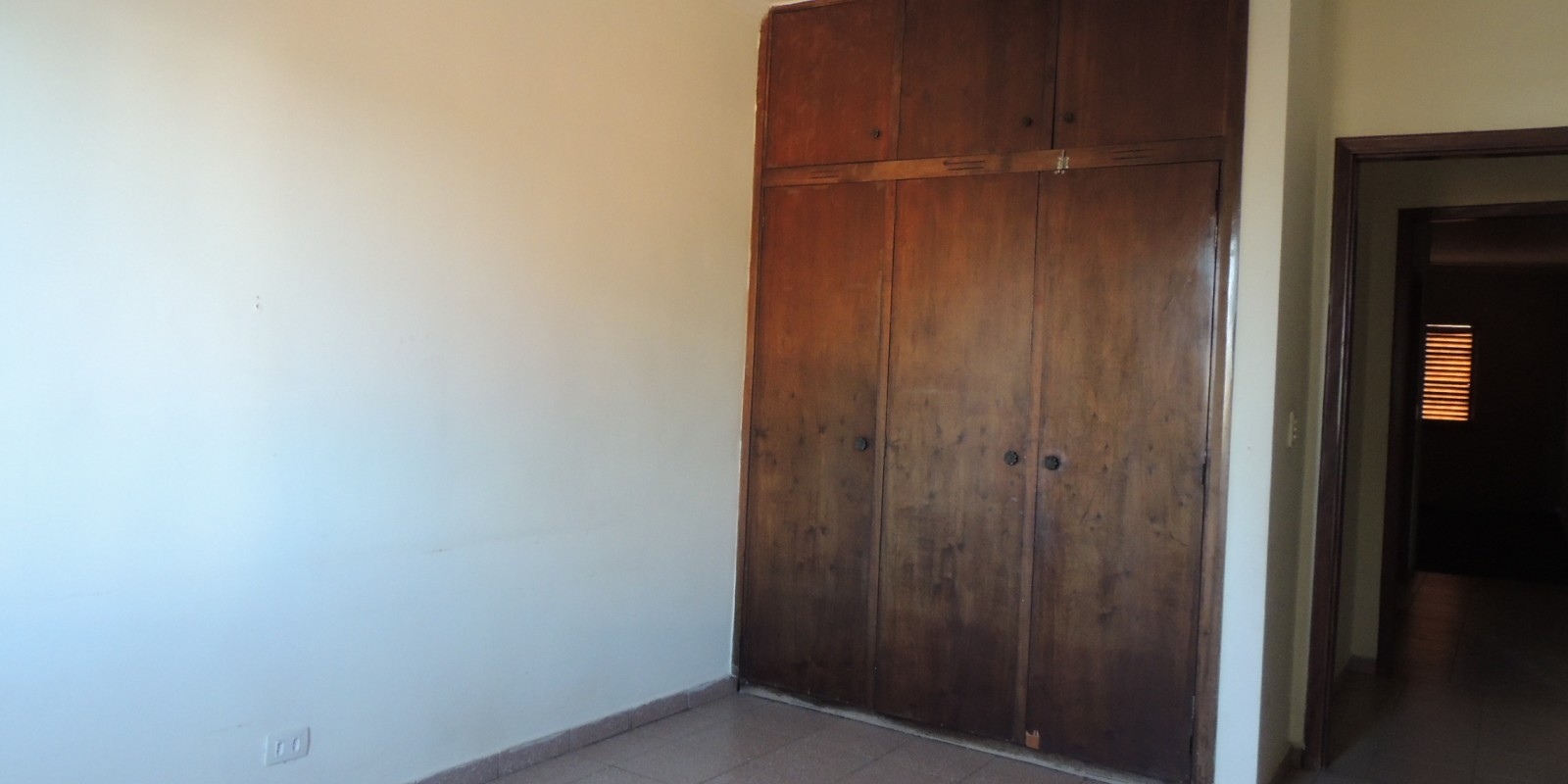 Casa à Venda 3 dormitórios no Nova América