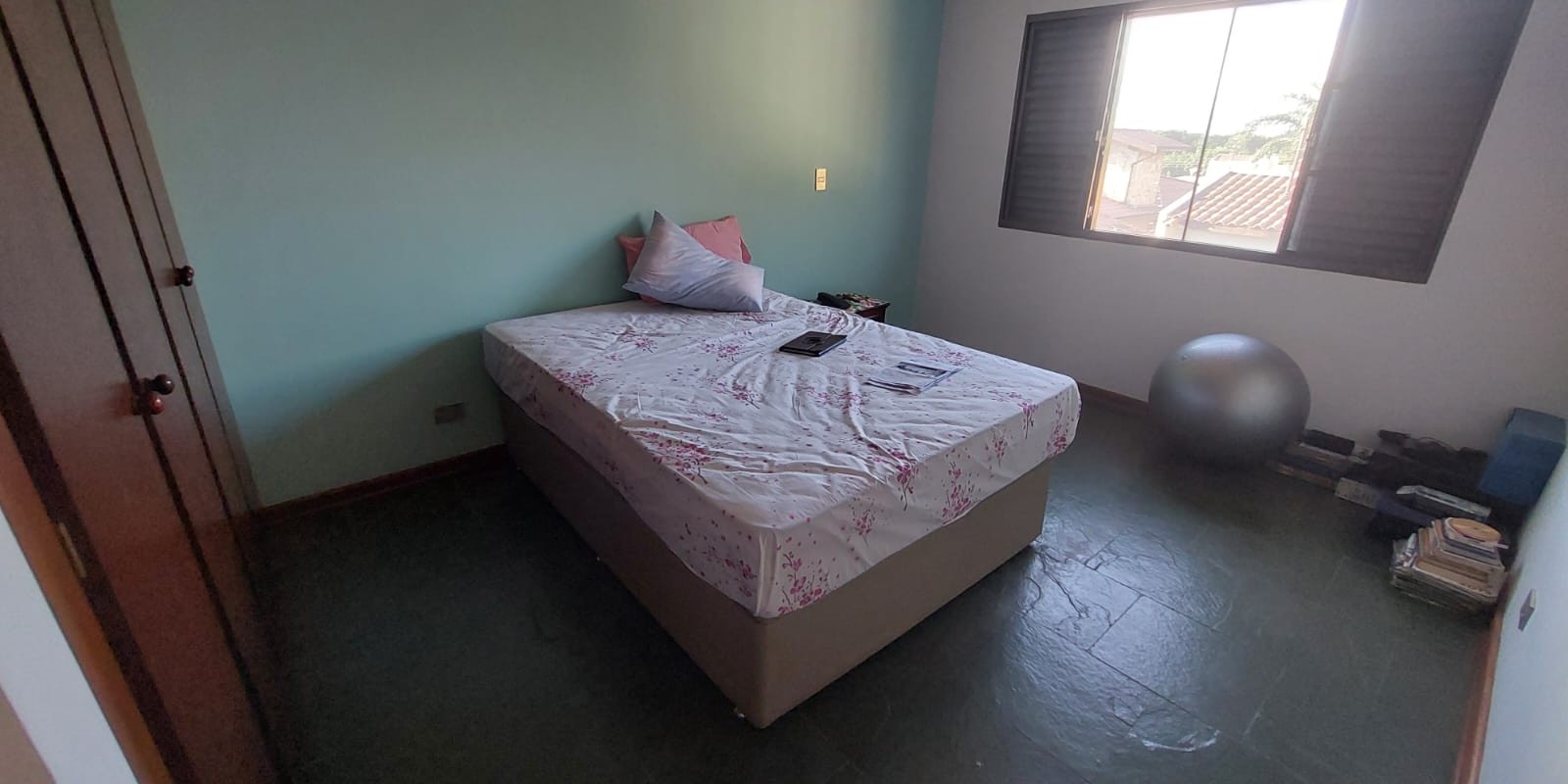Casa a venda no bairro Santa Cecília