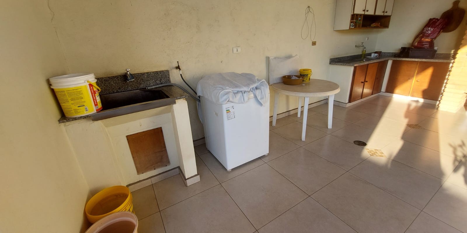 Casa a venda no bairro Santa Cecília