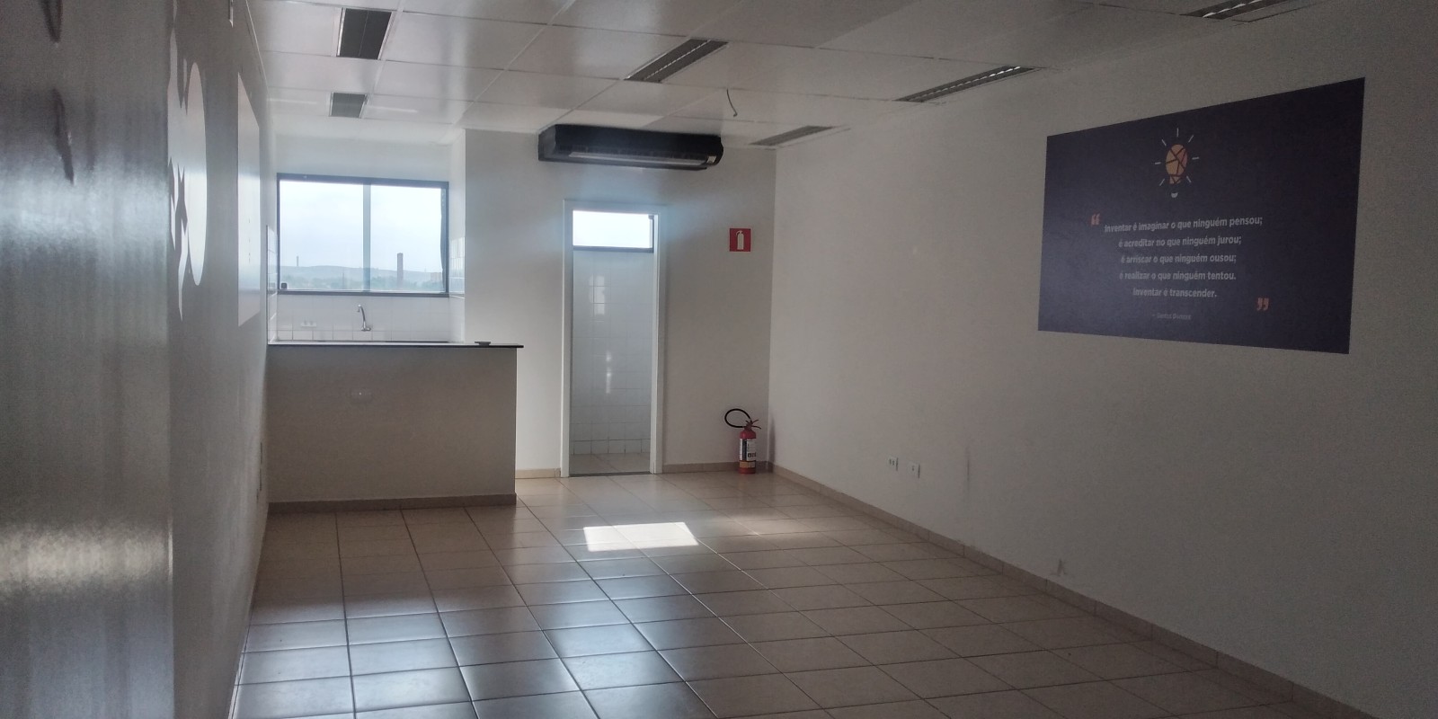 Conjunto comercial Vende ou Aluga no Centro