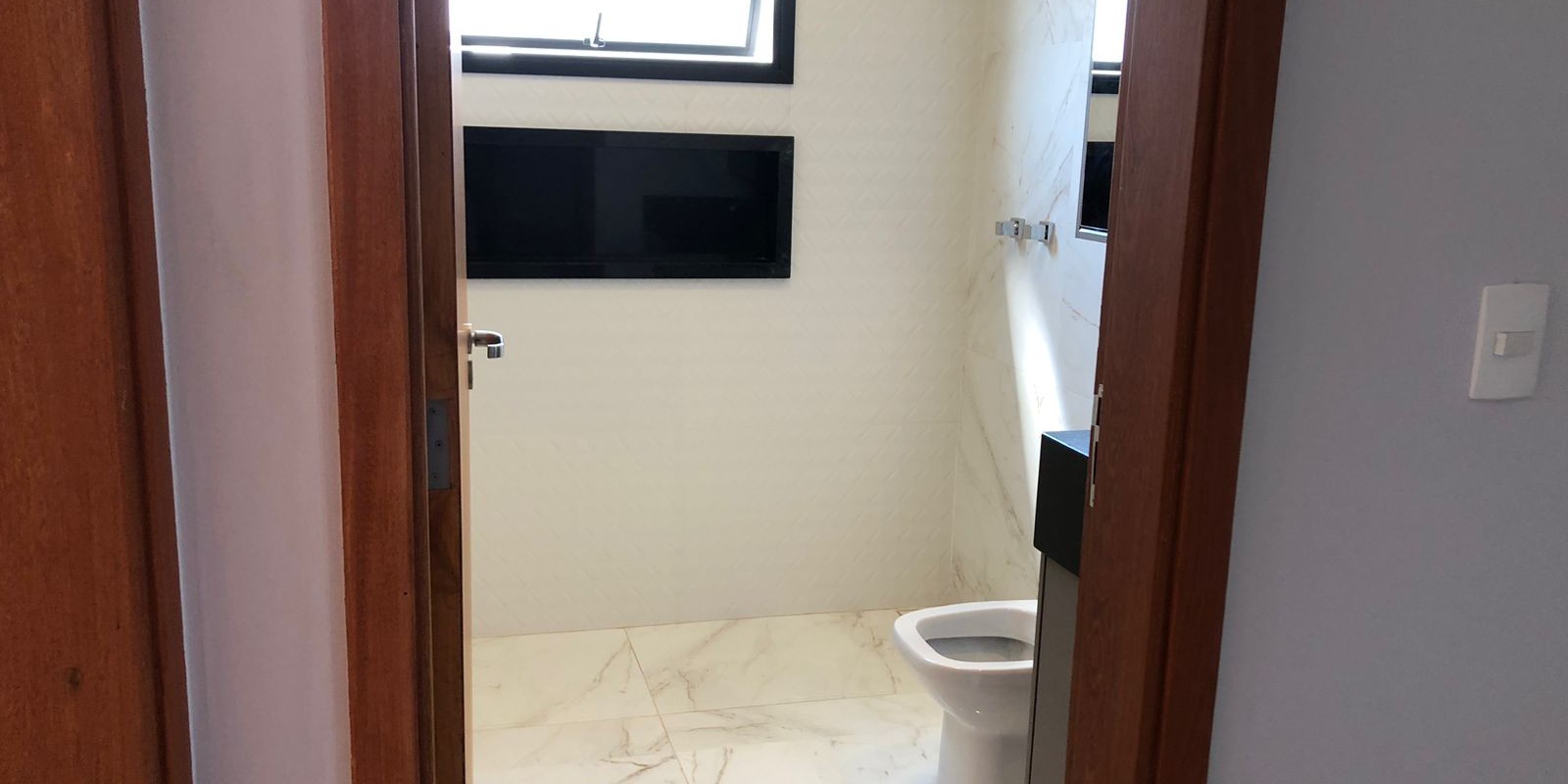 Casa nova a venda no Condomínio Lazuli