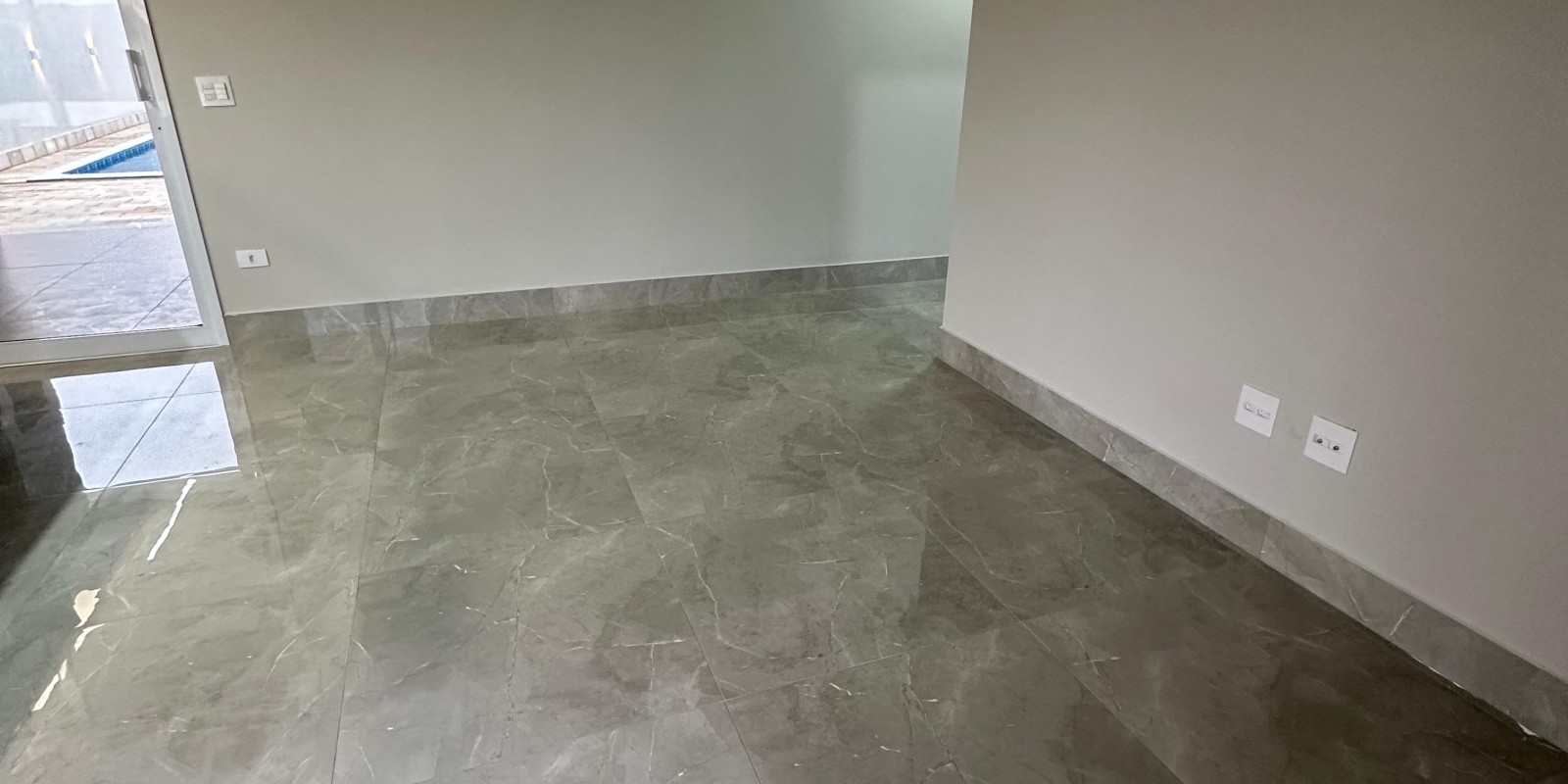 Casa nova a venda no Condomínio Soleil bairro Bongue