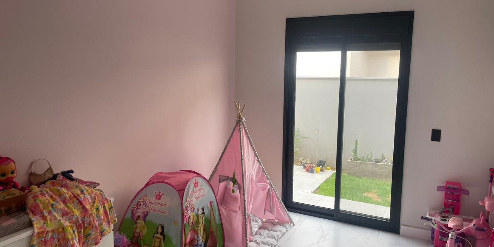 Casa a venda condomínio Villa Bela Vista