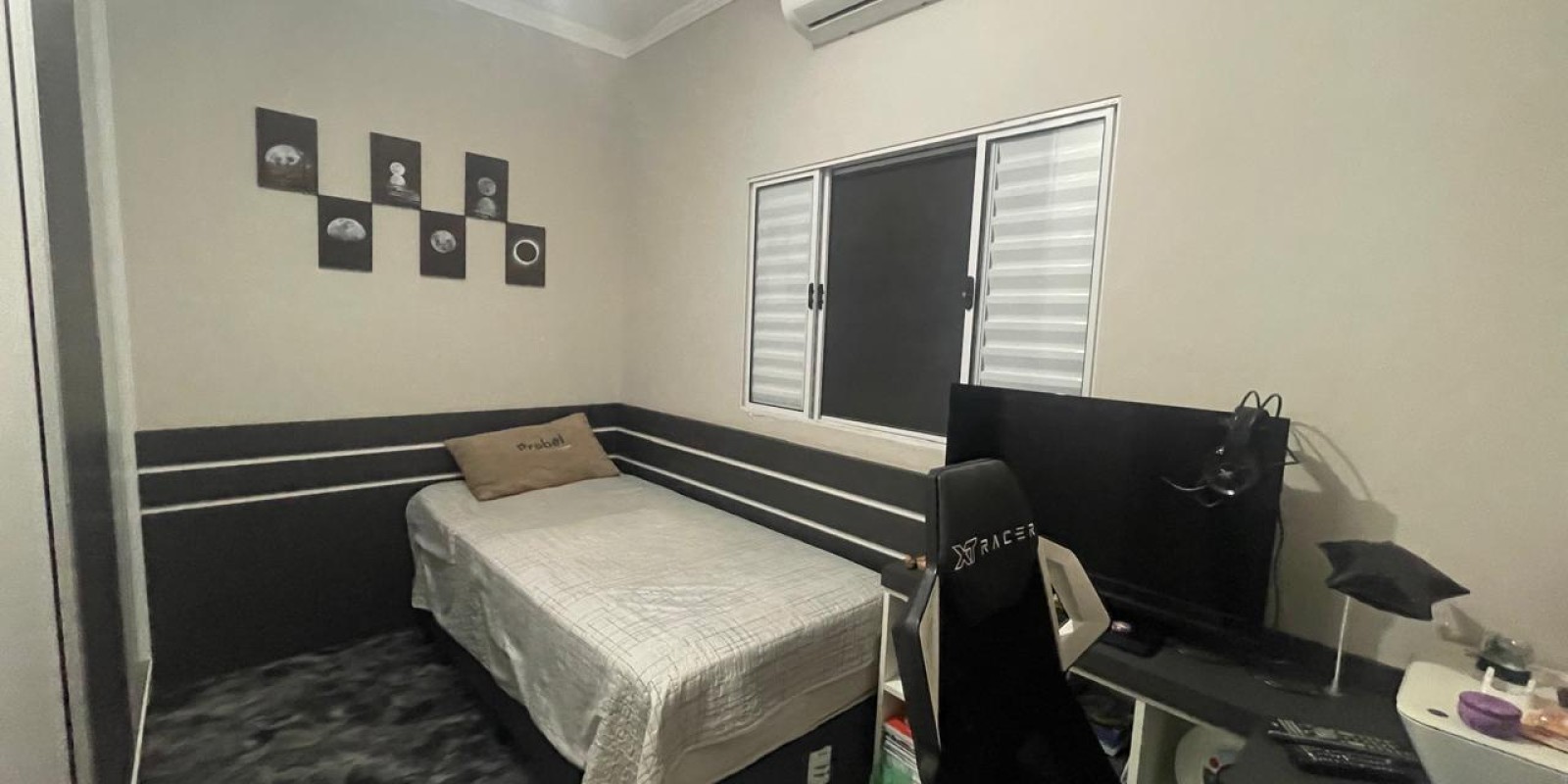 Casa a venda no bairro Água Branca