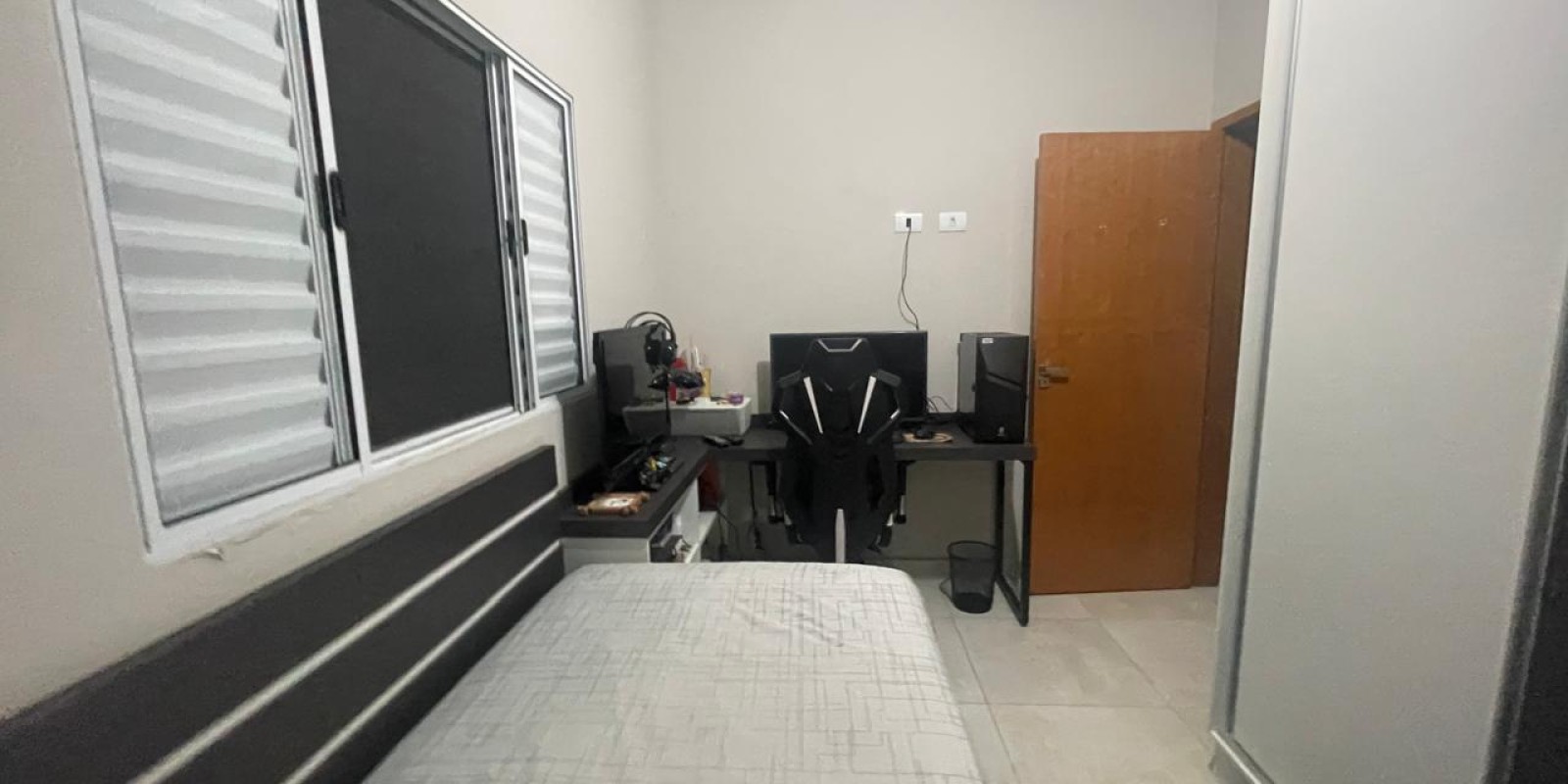Casa a venda no bairro Água Branca